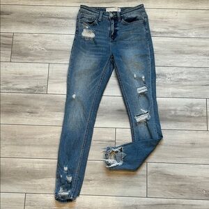 Bridge By Gly Buckle High Rise Ankle Skinny jeans size 25